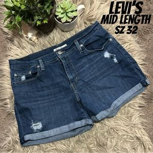 Levi’s Mid Length Denim Shorts-Sz 32-Factory Folded Hem-Distressed-EUC